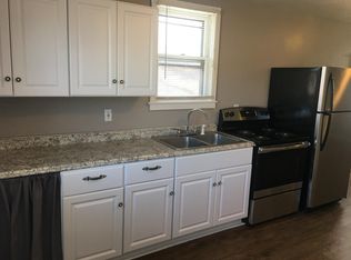 1408 Edgar Ave APT 4, Mattoon, IL