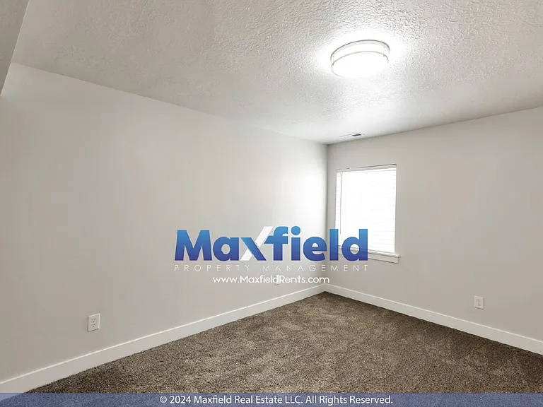 315 N Tidwell St — Photo 10