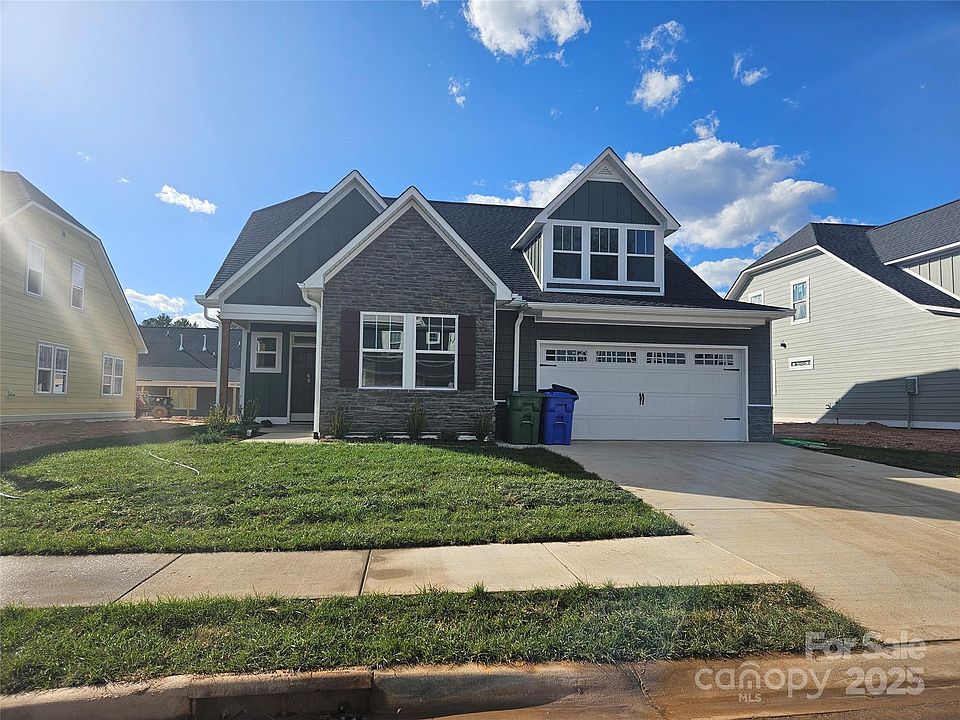 2nd image of 48 Twain Trl