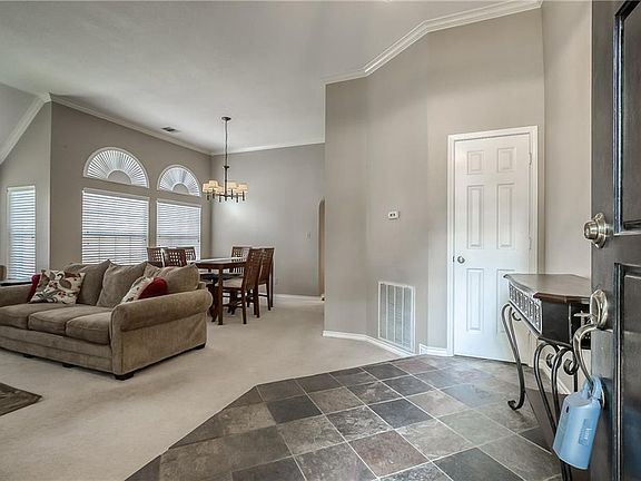 4th image of 3404 Paint Brush Ln