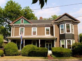 370 College St, Dayton, VA 22821