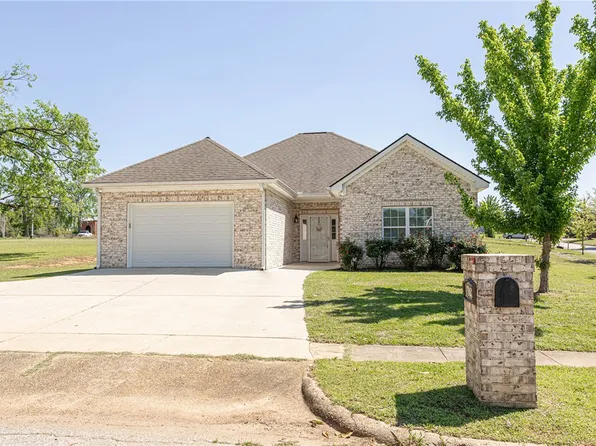 3508 23rd Dr, Valley, AL 36854