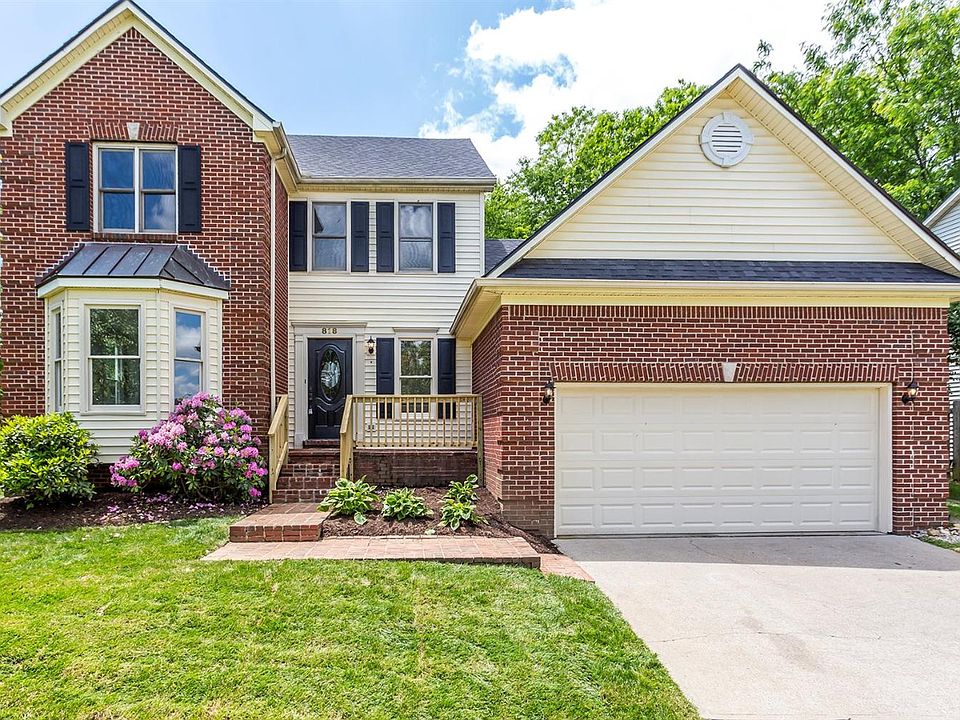 1st image of 818 Spyglass Ln