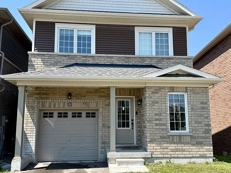 13 Harvest Cres — Photo 1
