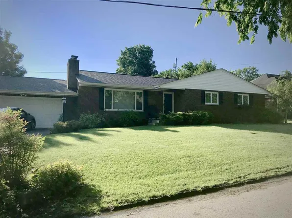 169 Honeysuckle Ln, Huntington, WV 25701