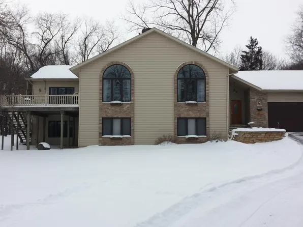 48362 Old River Bluff Rd, Saint Peter, MN 56082