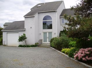 20 Thaxter Ln, Edgartown, MA 02539