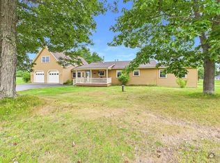 54 Danforth Rd, China, ME 04358