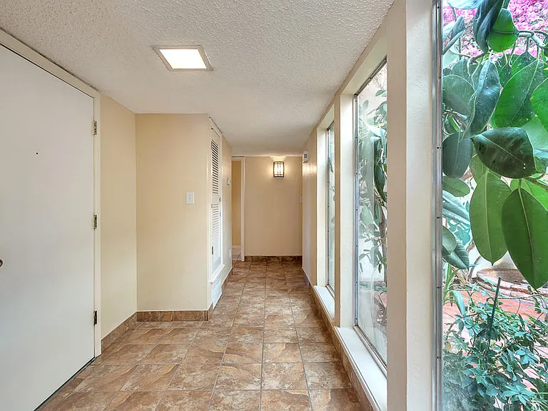 301 Los Nietos Ct — Photo 5