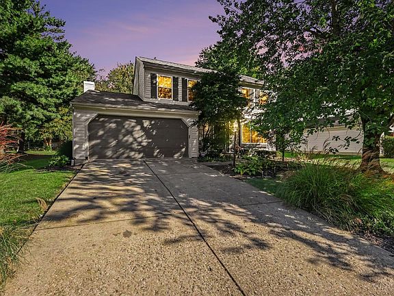 2nd image of 743 Regent Rd