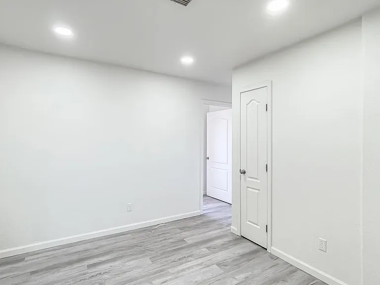 701 Campbell St #C — Photo 13