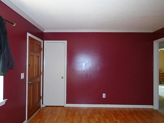 4th image of 722 Cannon Dr