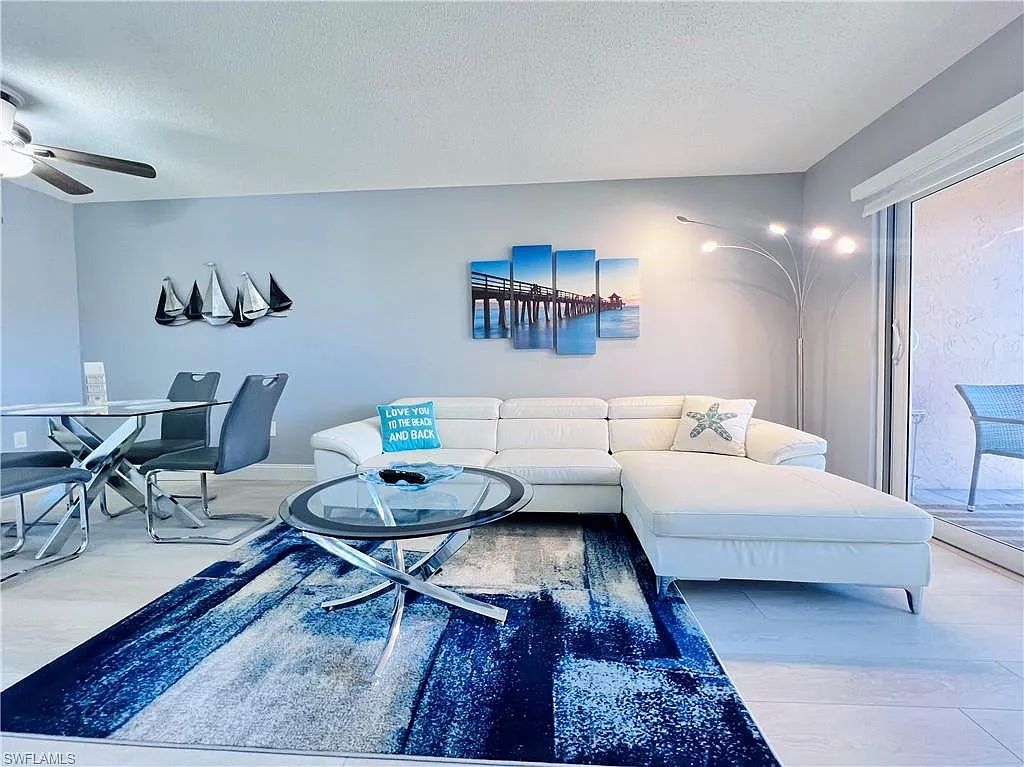 2 bed, 2.0 bath, 842 sqft, $3,200 — Photo 1