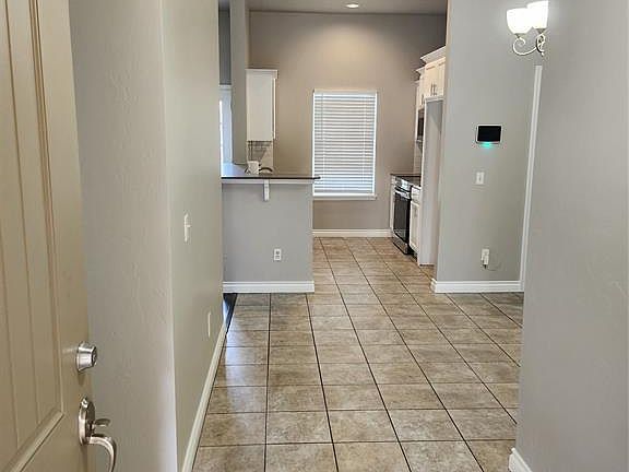 3rd image of 11448 NW 131st St