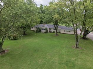 606 Poland Rd, Danville, IL 61834