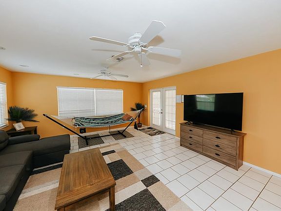 5th image of 5211 24TH AVENUE DRIVE W