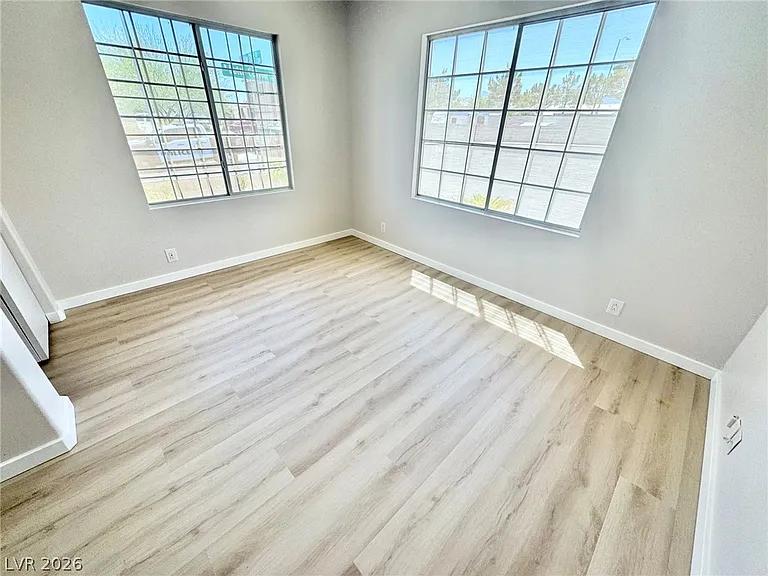 7340 Ridge Star Ct — Photo 9