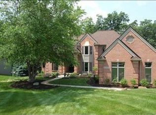 11397 Olde Wood Trl, Fenton, MI 48430
