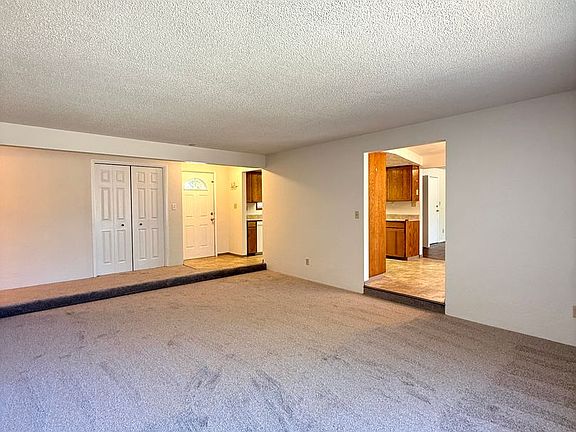 3rd image of 3051 Jason Way