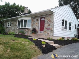 10 Overhill Dr, Lancaster, PA 17602