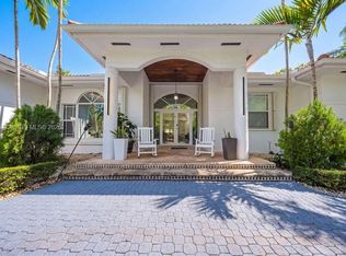Beverly Hills, Miami, FL 33143