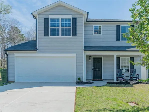 501 Caden Village Cir, Lexington, NC 27295