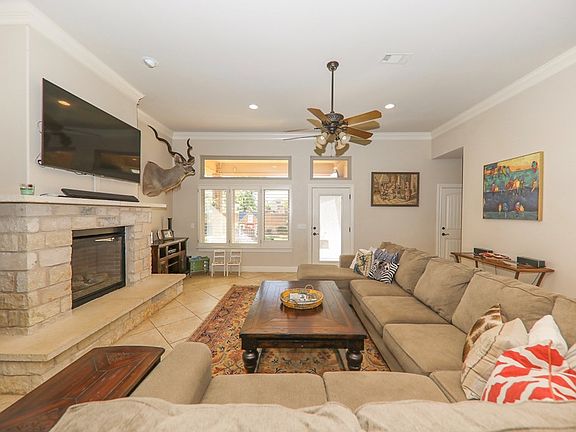 3rd image of 5902 Llano Ct