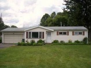 1 Straub Rd, Rochester, NY 14626