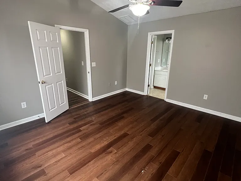 124 Valdez Cir — Photo 4