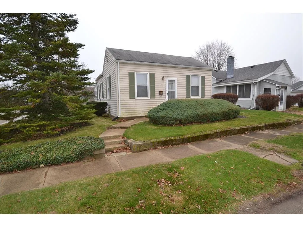 333 E Warrick St photo 1