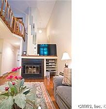 5th image of 1624 James St