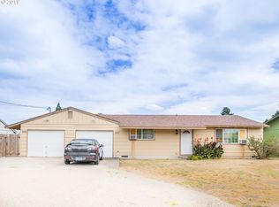 1317 Hughes St, Eugene, OR 97402