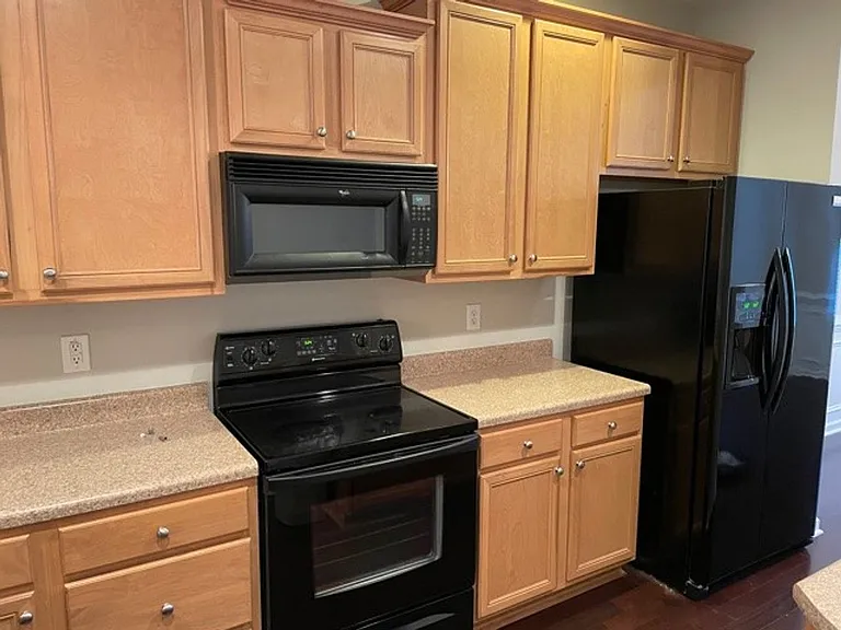 8835 Camden Park Dr — Photo 8