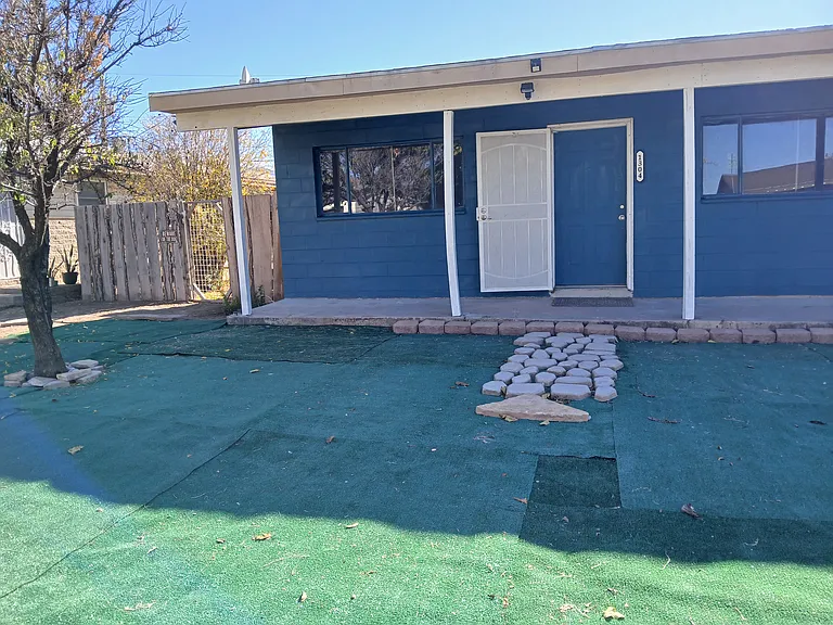 1304 Dewey Ln — Photo 11