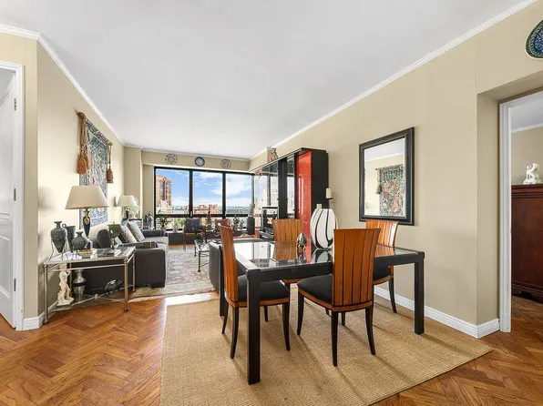 530 E 76th St APT 25E, New York, NY 10021