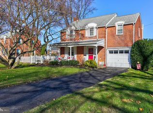 9 Valley View Ln, Newtown Square, PA 19073