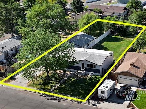 4th image of 1023 Wirsching Ave W