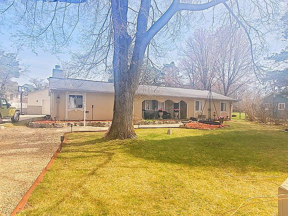 2nd image of 63132 Ivy Dr
