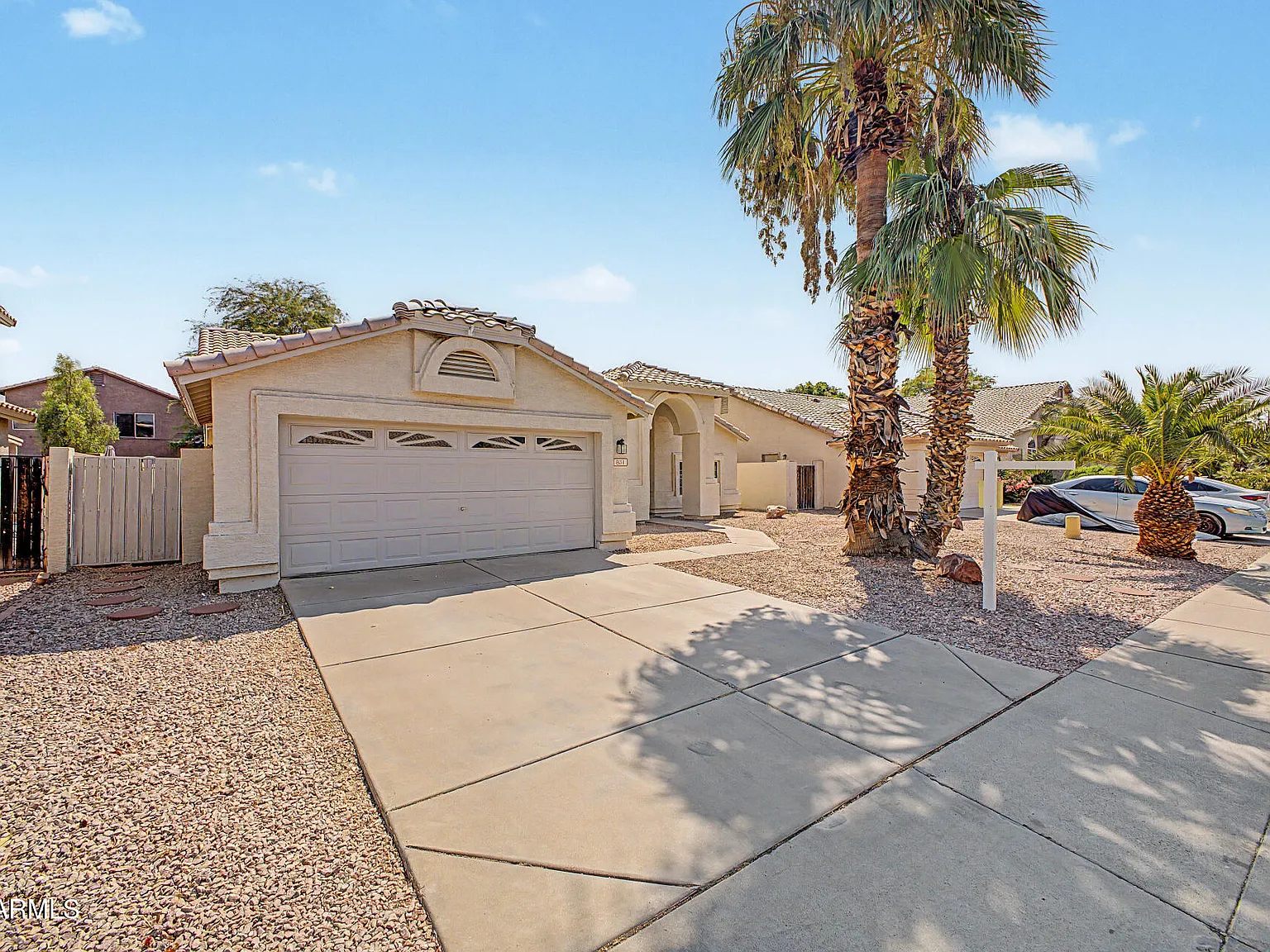 4 bed, 2.0 bath, 1908 sqft, $2,450 — Photo 3