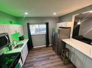 3932 Vinceton St APT 2, Pittsburgh, PA