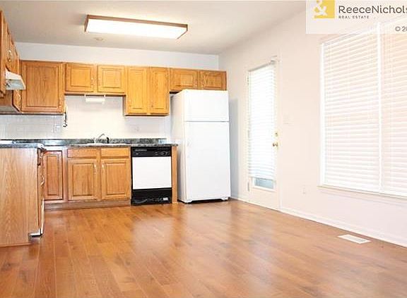 2nd image of 8942 Armstrong Ave