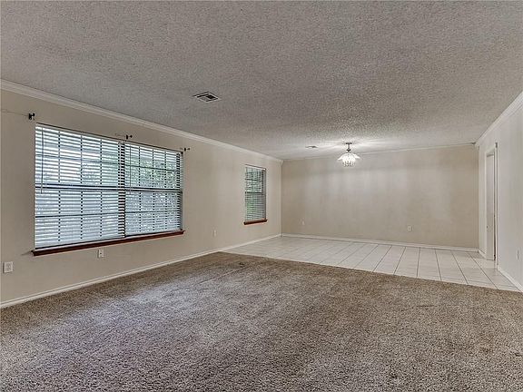 5th image of 1802 Chandler Dr