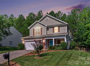 2133 Majestic Poplar Dr, Waxhaw, NC 28173