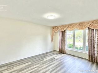 44 Strathavon Dr #1, Etobicoke, ON M9V 2H6
