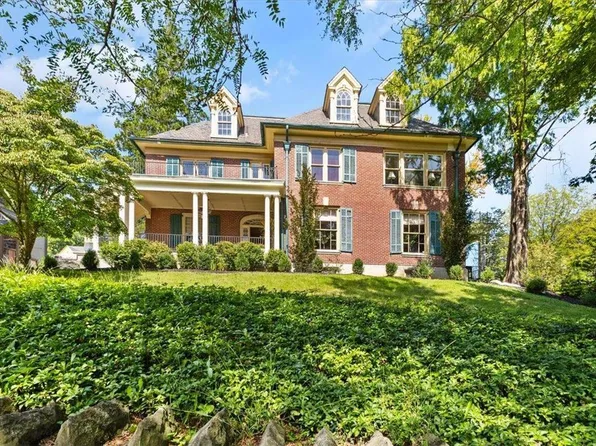 319 Clinton Ter, Easton, PA 18042