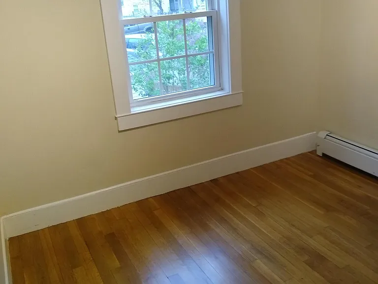 13 Lowe St #2 — Photo 5