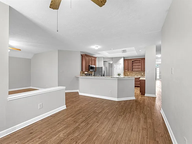 16414 Dawncrest Way — Photo 15