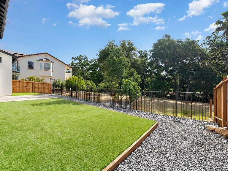 4755 Racetrack Rd — Photo 14