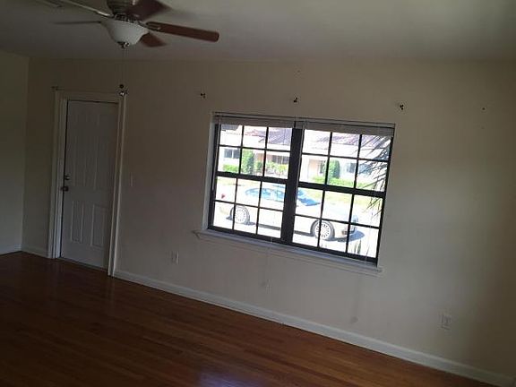 2nd image of 1101 N Ocean Breeze