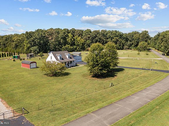 4th image of 221 Shelton Bend Dr
